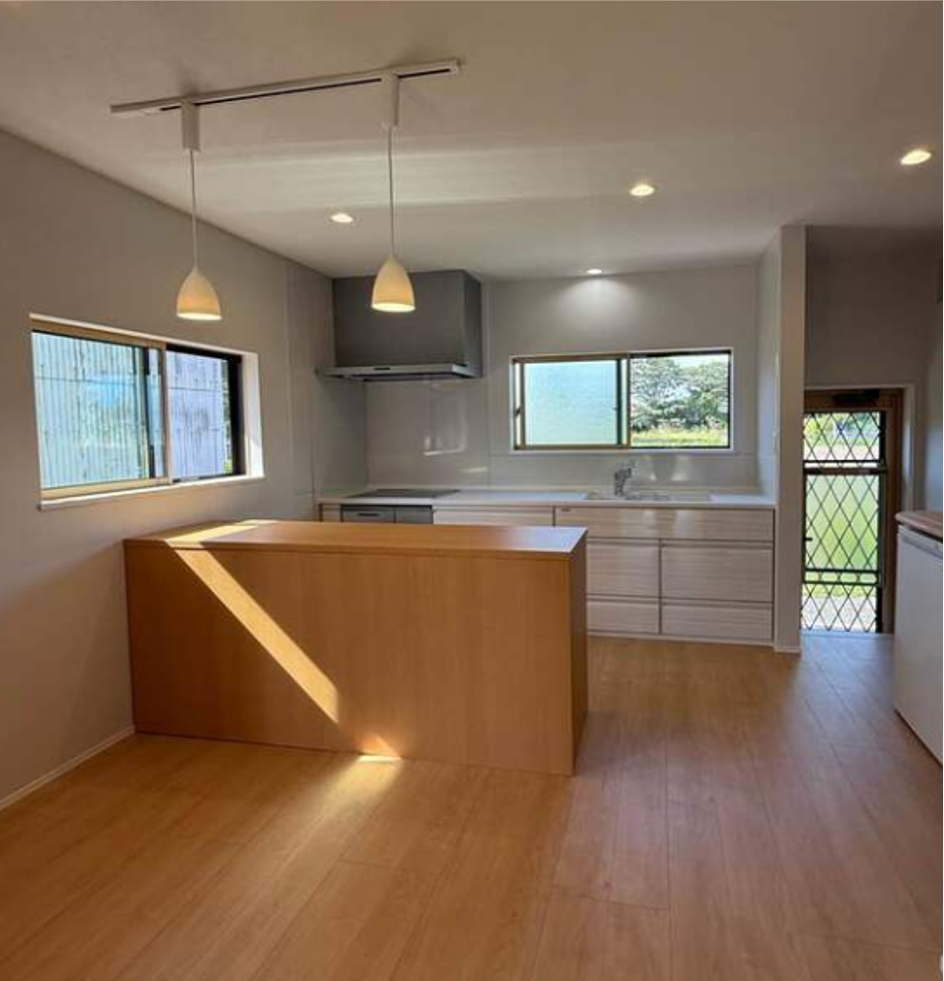 明るい洋室と暖かい浴室へ。暮らしやすさを整えた部分リフォーム｜大崎町H様邸